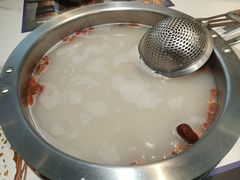 -马家斑.鲜鱼火锅(松湖万科店)