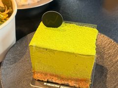 -W COLLECTIVE  DESSERT SHOP