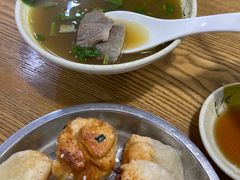 -黄阿姨锅贴大王(万航渡路店)