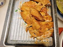 -西湖书堤(平湖八佰伴店)