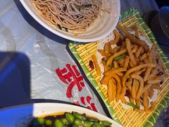 -肥肥虾庄·金牌油焖大虾(杨园滨江时代walk店)