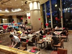 -怡聚轩全日制自助餐厅(大中华喜来登酒店)