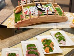-咖啡苑自助餐厅·中国大饭店