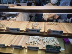 面包甜点陈列柜-袁记云饺(西安路店)