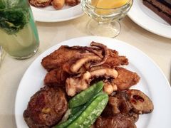 -东方红海鲜百汇(国际大厦店)