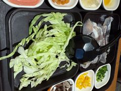 -阿香米线(闸北大润发店)