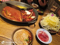 -巴卤社老火锅(财富店)