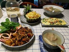 菠萝盅无骨凤爪-在湖边私厨小馆