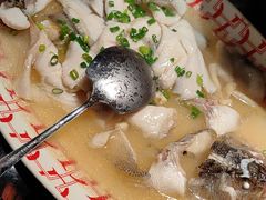 开胃酸汤鲜鲈鱼-粤·向群饭店(麓景路店)