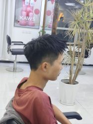 -V7 HAIR SALON