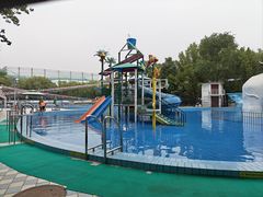 -青年湖公园水上世界