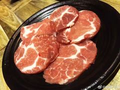 梅花肉-哈哈碳都·牛肋条无限自助烤肉(台江万达店)