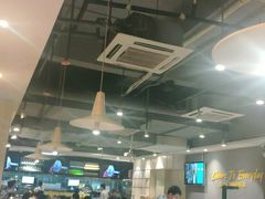 大堂-木屋烧烤(岗顶二店)