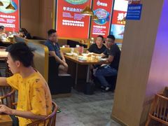 大堂-蜀香三绝·牛蛙·烤鱼·天府炒鸡(安丘泰华店)