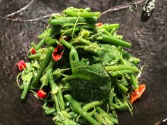 -汉唐宴长安食府