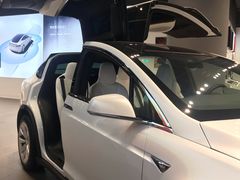 -TESLA 特斯拉(上海太古汇体验店)