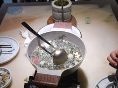 -佬麻雀·新湘菜(珠海金发购物中心店)