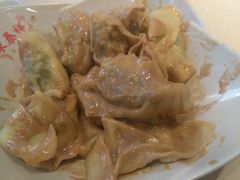 麻酱荠菜大馄饨-东泰祥生煎馆(重庆北路店)