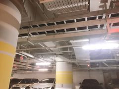 -兴业太古汇·停车场