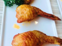 -必胜客(证大大拇指店)