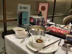 -红鼎豆捞·非遗鲍皇汤火锅(宝丰路店)