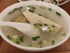 -三两春肚肺汤(崂山路店)