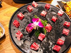 雪花肉粒-红沃烤肉(家乐福2部店)