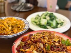 -柴窝堡22号辣子鸡·传承新疆菜