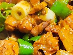 -俭寨大盘鸡·手抓肉·烧烤新疆菜(乌苏路店)