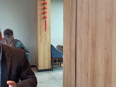 -有红鸡毛店·川菜(建设路店)