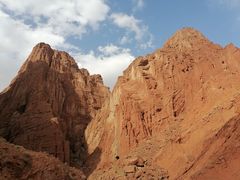 -天山神秘大峡谷