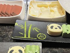 -海底捞火锅(凤凰广场店)