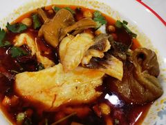 -烧哥美蛙肥肠鱼火锅·十五年社区店