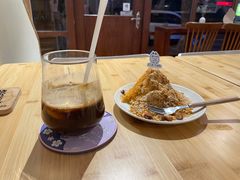 -C.Y Cafe