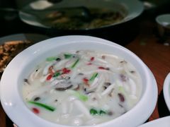 菇凉猪肚汤-鱼亨小鲜酸菜鱼(大信店)