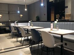 -必胜客(漕宝路店)