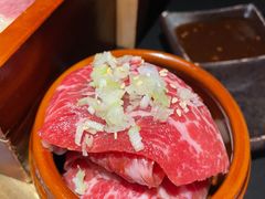 -山川小町·极番烧肉(新地假日广场店)