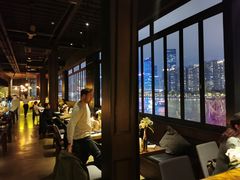 靠窗位-AZUL by FUEL蓝色·法式酒馆(琶醍店)