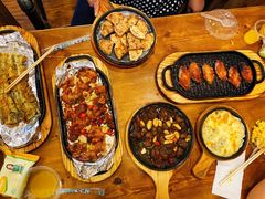 -老东镇啤酒屋海鲜加工·蒸汽海鲜·海鲜烧烤(台东店)