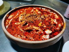 -土砂锅生态山庄·非遗砂锅雅鱼