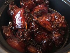 黑毛猪肉（红烧、腐乳）-双塔老饭店
