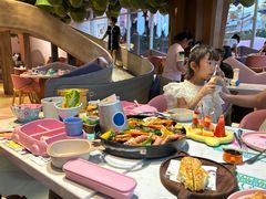 -水桶王国主题餐厅·聚会·生日派对·亲子活动·家庭套餐(亚龙湾希尔顿店)