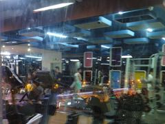 -奇迹健身金茂汇店