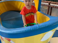 -蒙特利亲子乐园