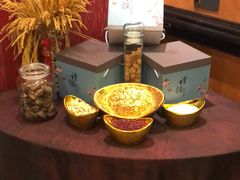 -深圳富苑皇冠假日套房酒店