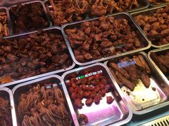 -绝味鸭脖(龙阳路生活广场店)