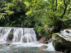 -西岭雪山大飞水景区