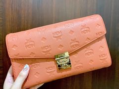 -MCM(比斯特上海购物村店)
