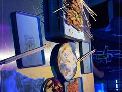 -燥次·烧烤酒场(万象城店)