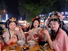 -老兰家传统烧烤炒菜泡馍(小南门店)